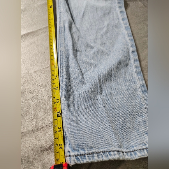 American Eagle Faded Style Strigid Denim Jeans Size 12 - Picture 6 of 7